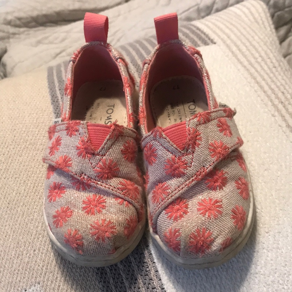 Toms 💕